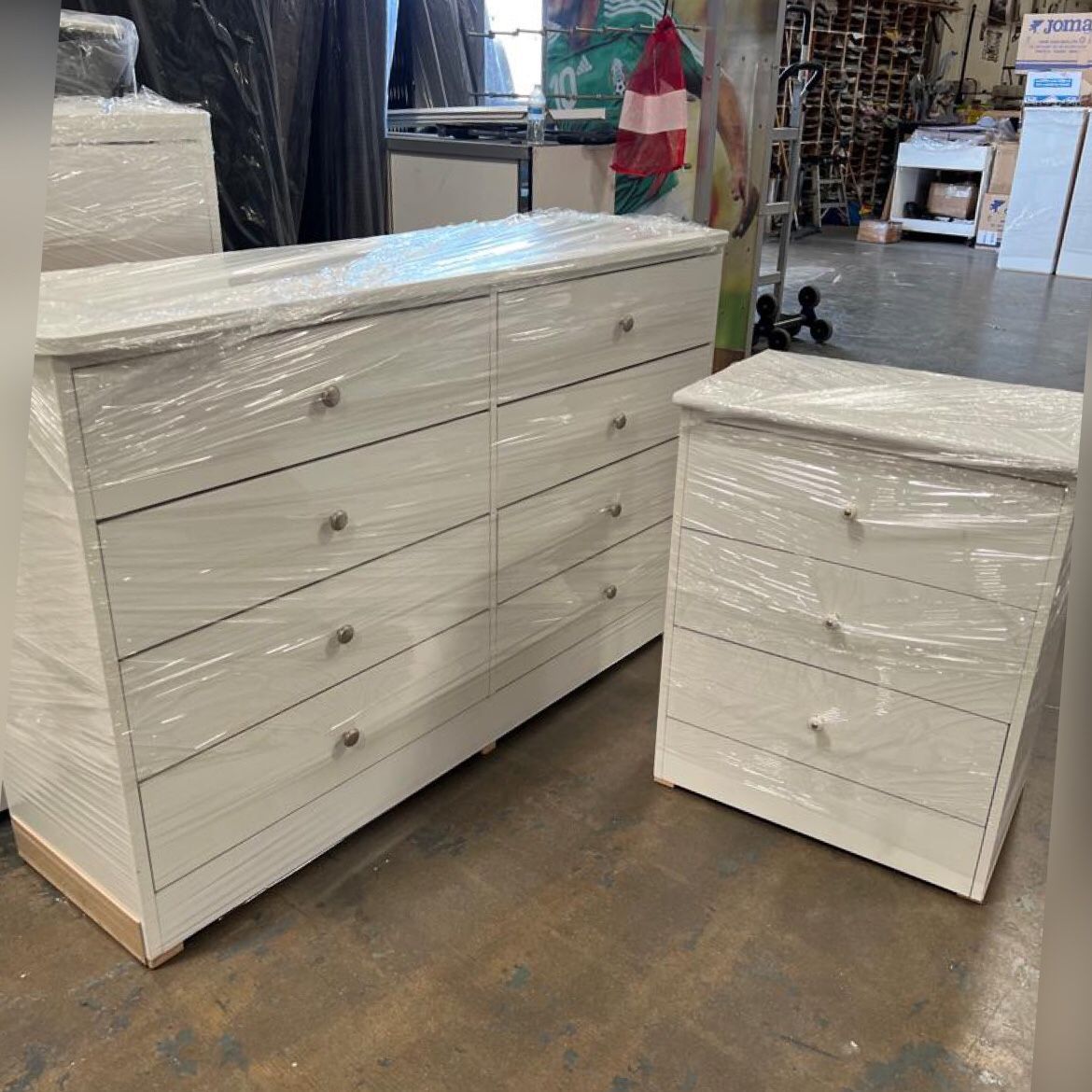 Set Dresser