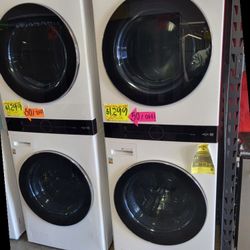 LG ThinQ WashTower Single Unit Front Load Washer 4.5 Cubic Feet Dryer 7.4 Cubic Feet