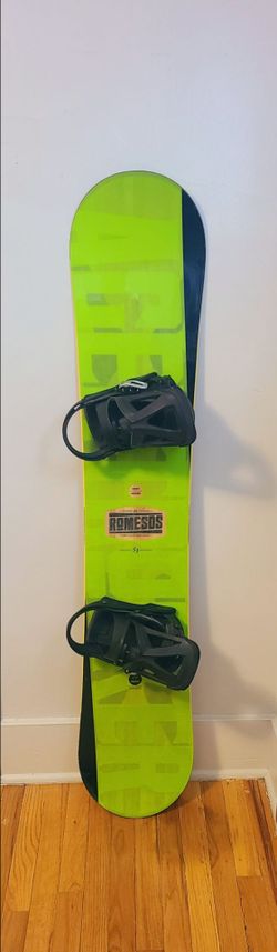 Rome SDS 153cm Snowboard w/ BURTON Mission Bindings