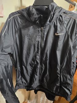 Nike Shield Running Jacket 