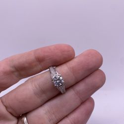 Diamond Engagement Ring (1.02 C.t) Certified!