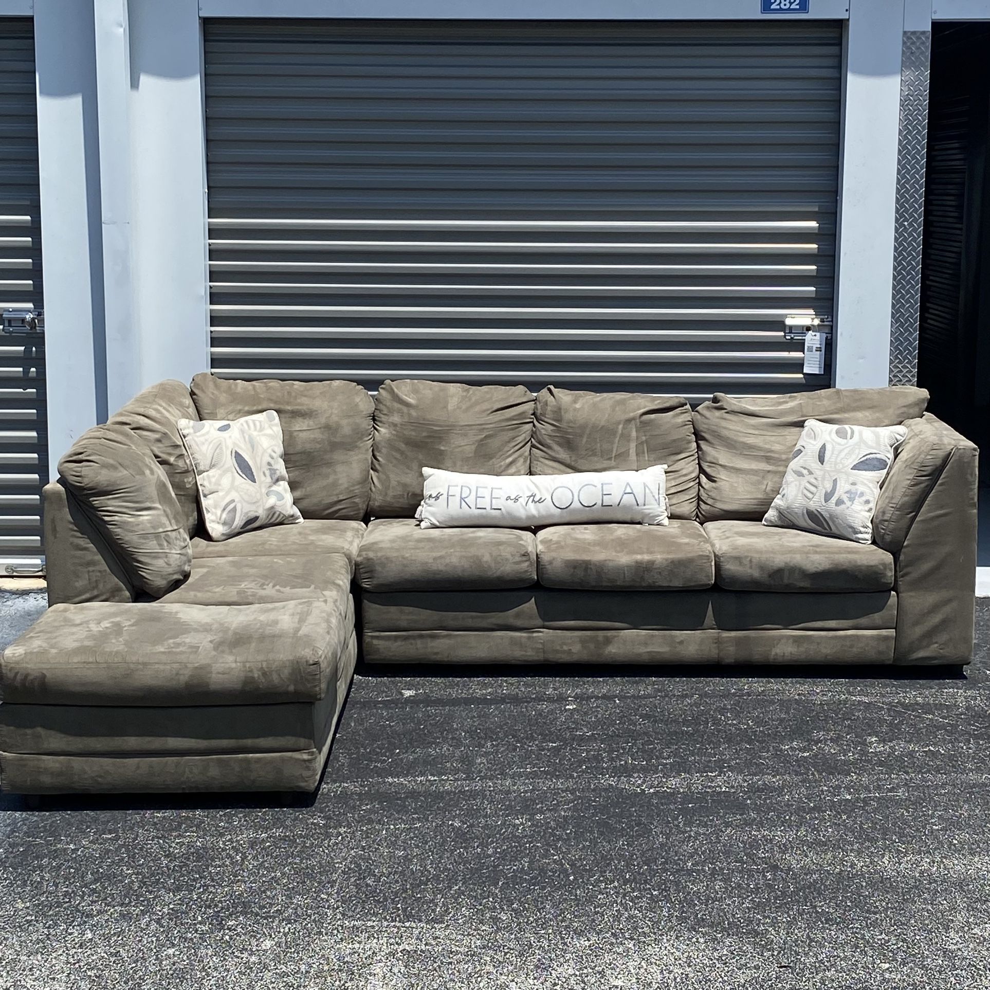 Great Condition Olive Sectional Couch/Sofa + FREE DELIVERY! 