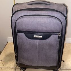 Samsonite Carry On Luggage