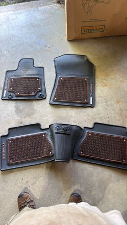2017 Toyota Tundra 1794 floor mats