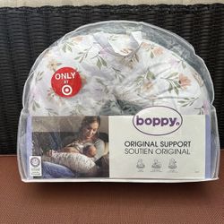 NEW Boppy Pillow Floral Design