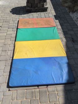 Gymnastics mat