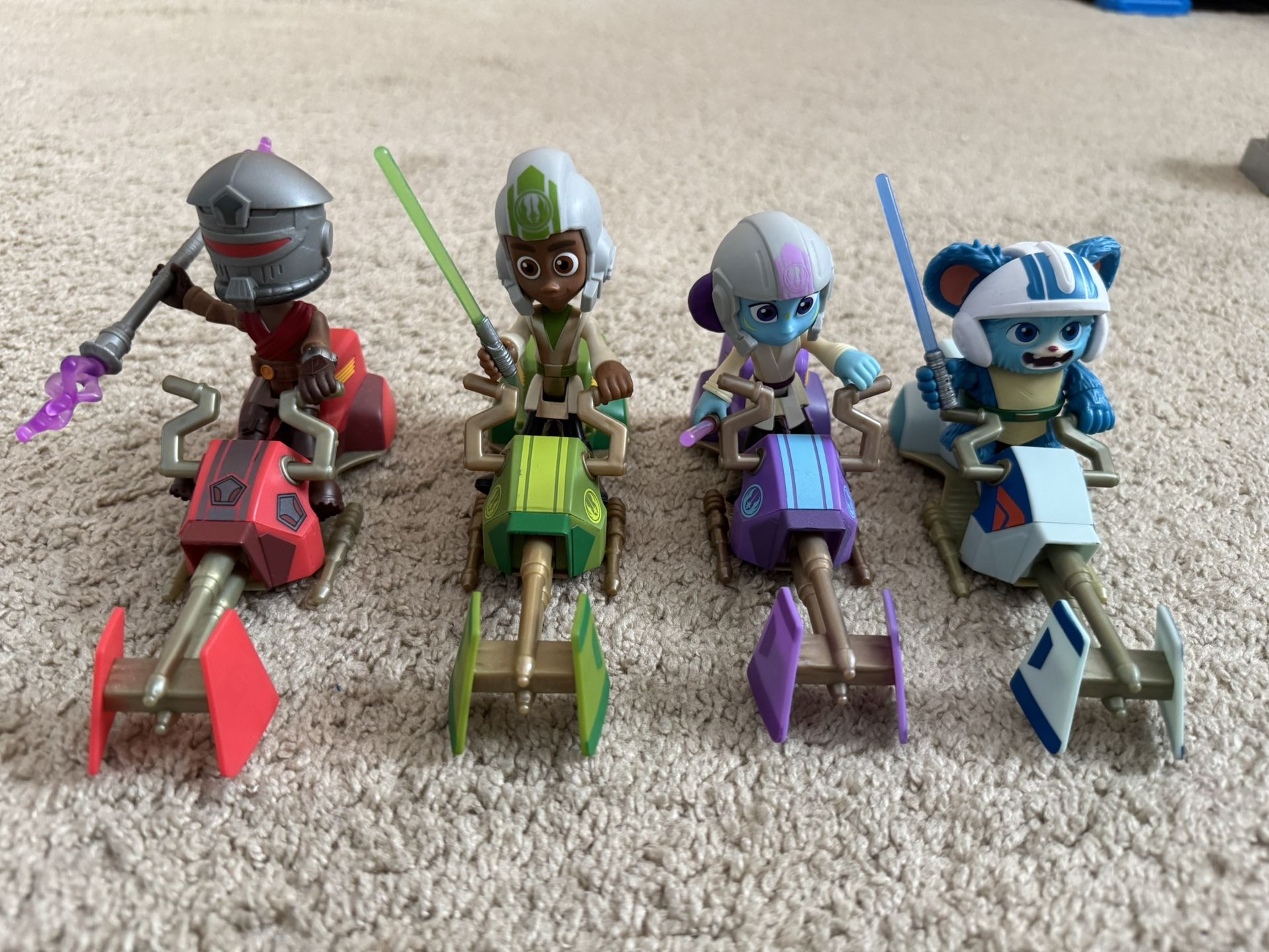 Star Wars: Young Jedi Adventures Speeder Adventure Pack, 4-Pack Action Figures & Vehicles, 4-Inch