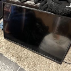 32” VIZIO TV