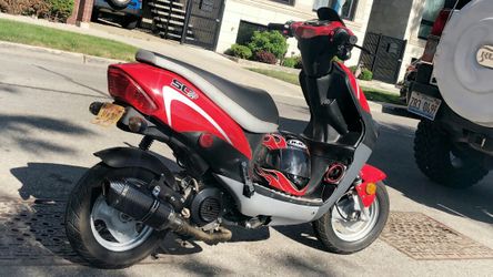 2006 baja sc50 scooter for Sale in Chicago IL OfferUp