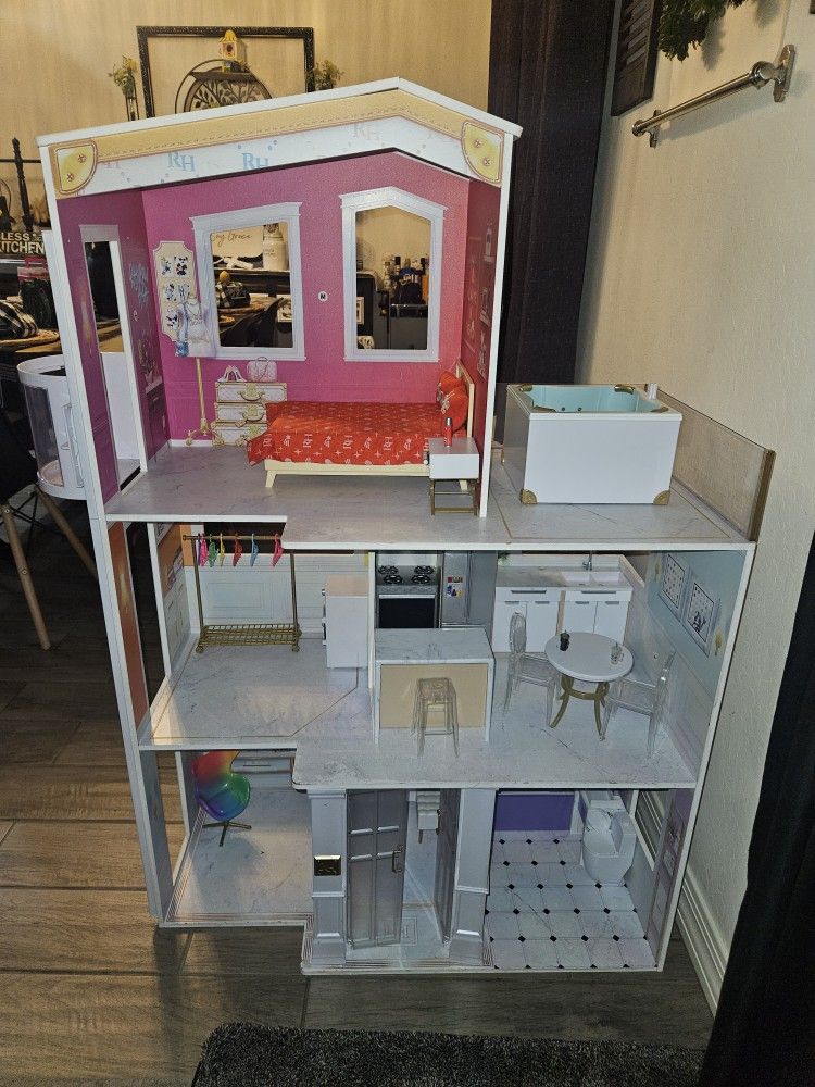 Rainbow High Barbie House