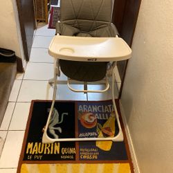 Hi Chair Price 20$ Easy Fold For Travel 