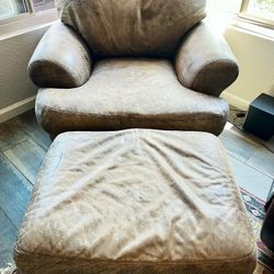 Soft Leather Arm Chair w/ Ottoman 