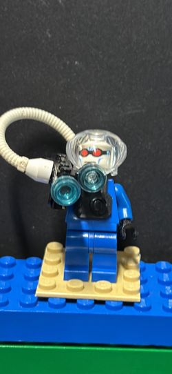Lego Superheroes - 2006 Mr. Freeze Minifigure