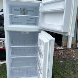 Small Refrigerator  58x24