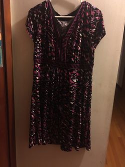 APT 9 dress size L.