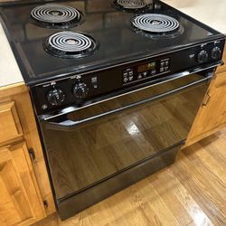 GE Electric Slide In Stove 