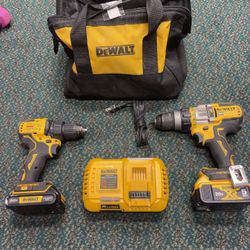 COMBO DRILL SET, TOOLS-POWER DEWALT DCD999 BRUSHLESS HAMMER DRILL W BATTERY AND DRILL DRIVE
