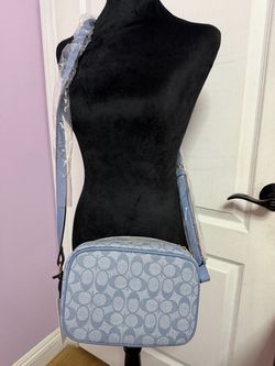 Crossbody light blue jean