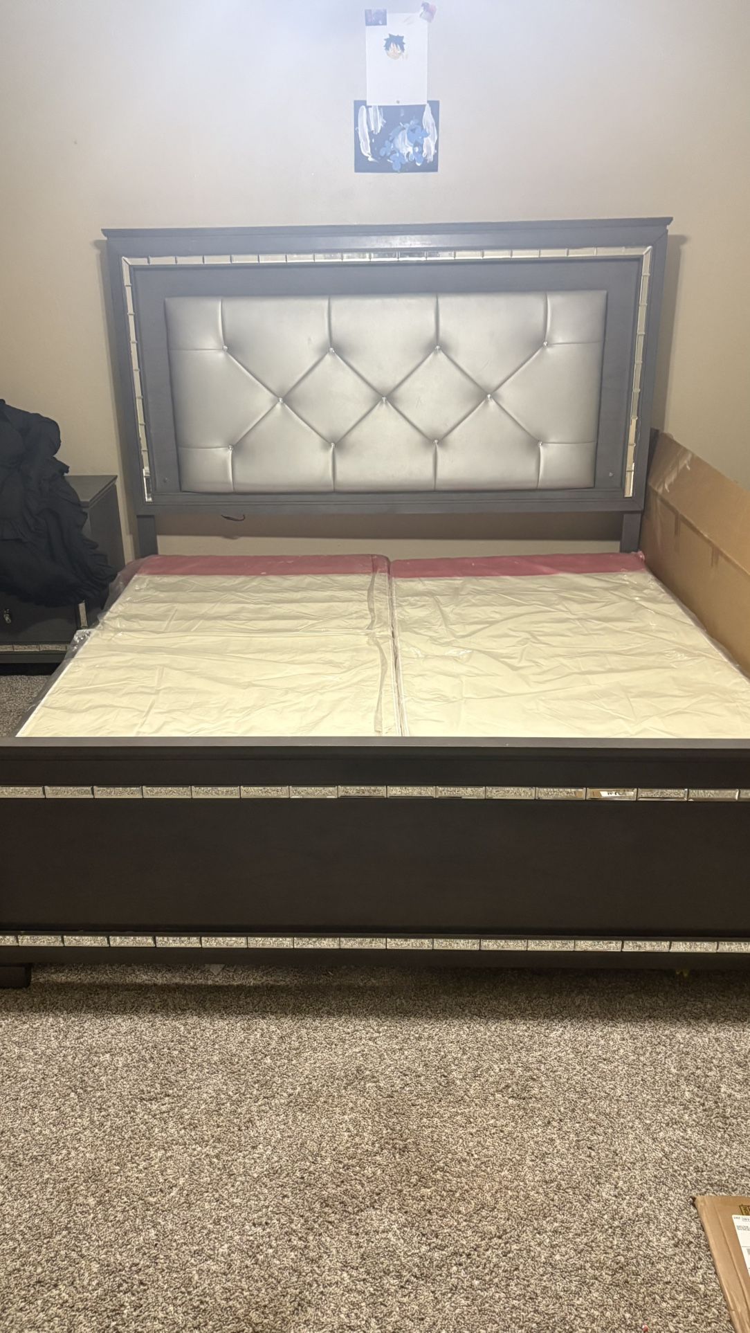 LED King Frame W/ Nightstand & Dresser