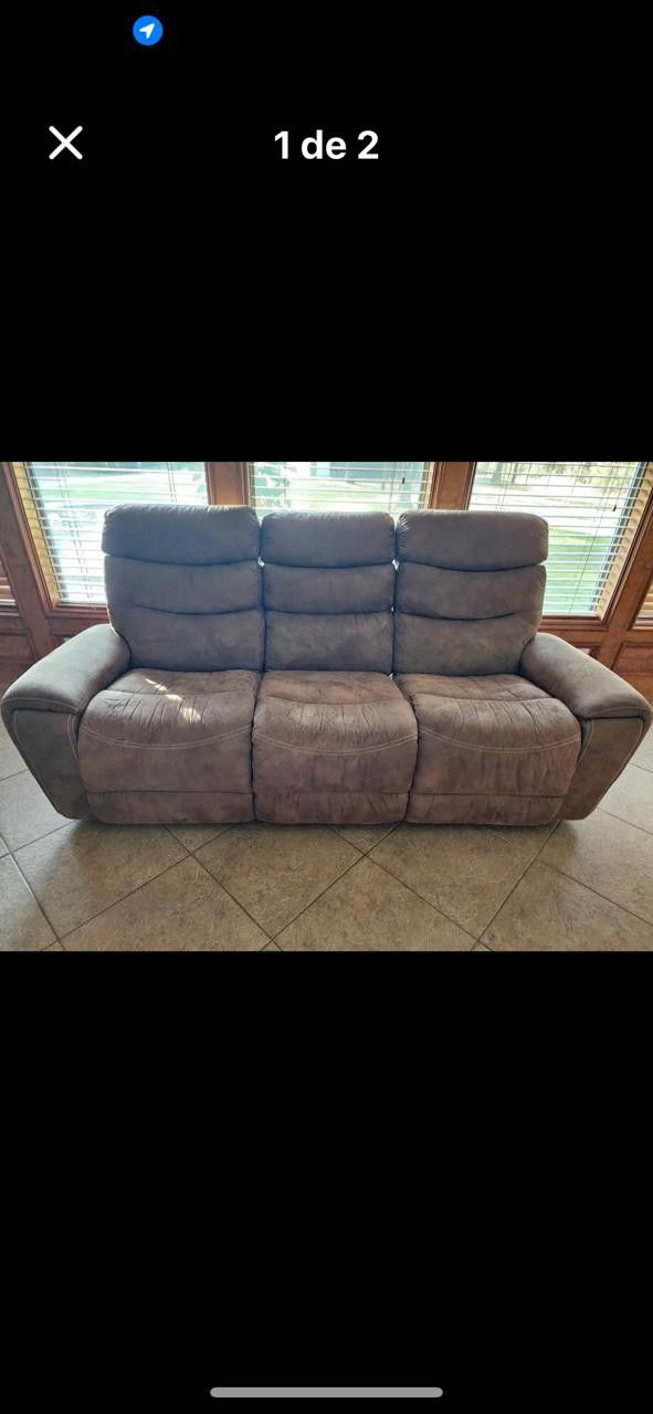 Recliner Couches Like New