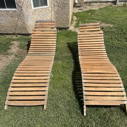 Long Foldable Acacia Chaise Lounge Set (Set of 2)