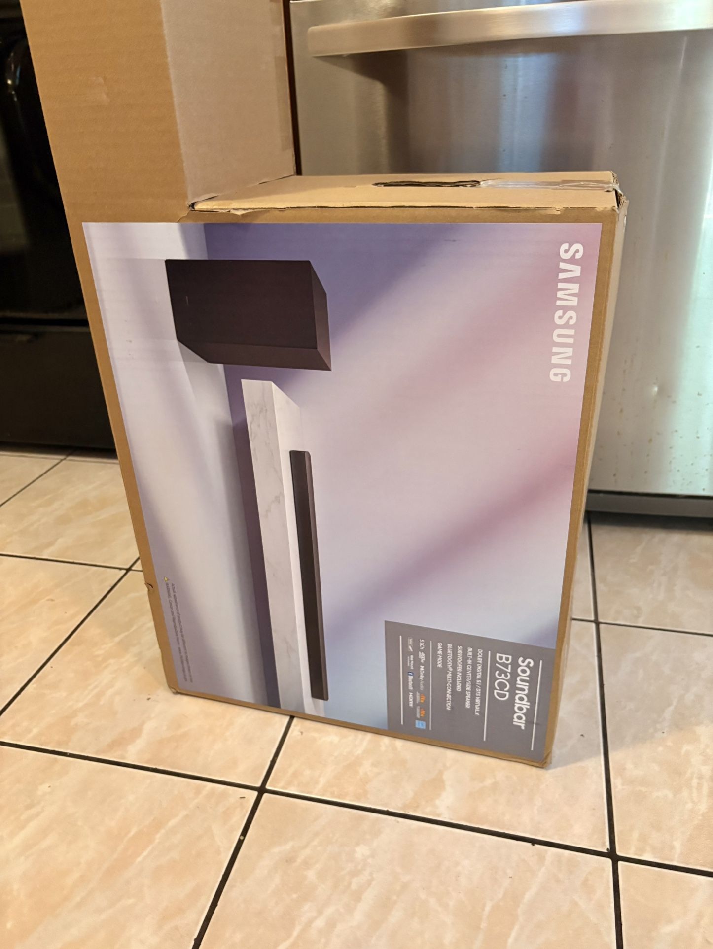 Samsung (HW-B73CD) Soundbar System (New) β 3D Surround Sound | Wireless Subwoofer | 450W Power | 4K HDR | DTS:X