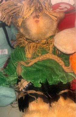 Scarecrow bear