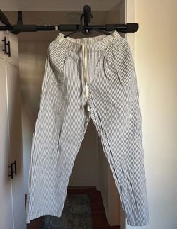 UNIQLO striped wide leg pants