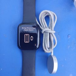 Apple Watch Series 8