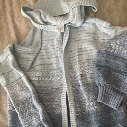 Ambercrombie Sweater And Shirt
