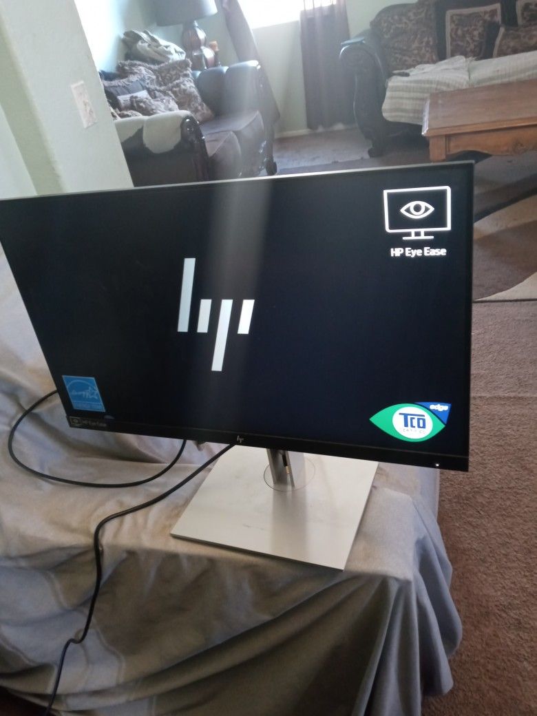 22 Hp Computer Monitor