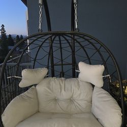 Hanging basket swing chair