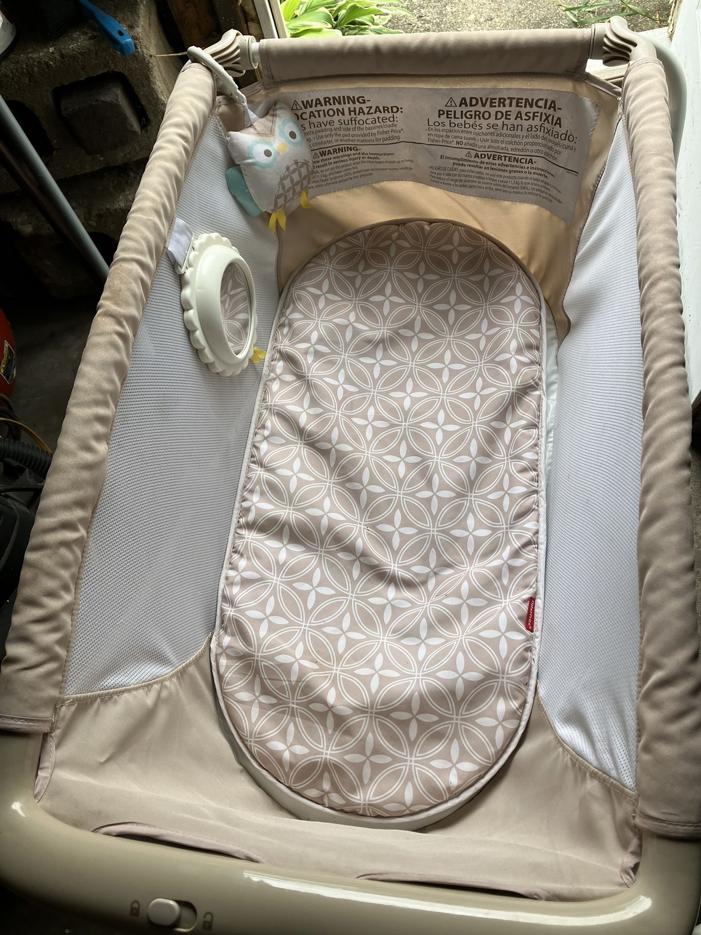 Fisher Price Baby Soothing View Portable Bassinet Crib With Owl