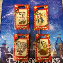 Disney Pins Christman 