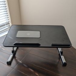 Portable Laptop Desk With Cooling Vent