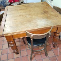 Kitchen Table And Chairs 
