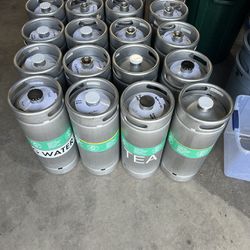 Sanke Kegs 1/6 Barrel (5 Gallons)