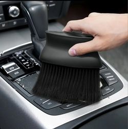 Keep Your Car Clean and Shiny with Our Car Cleaning and Care Brushes!