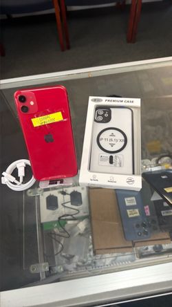 Apple iPhone 11 red Unlock with charger and case