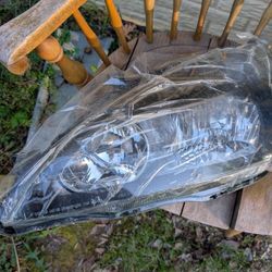 2003-2005 Honda Accord New Driver Side Headlight 