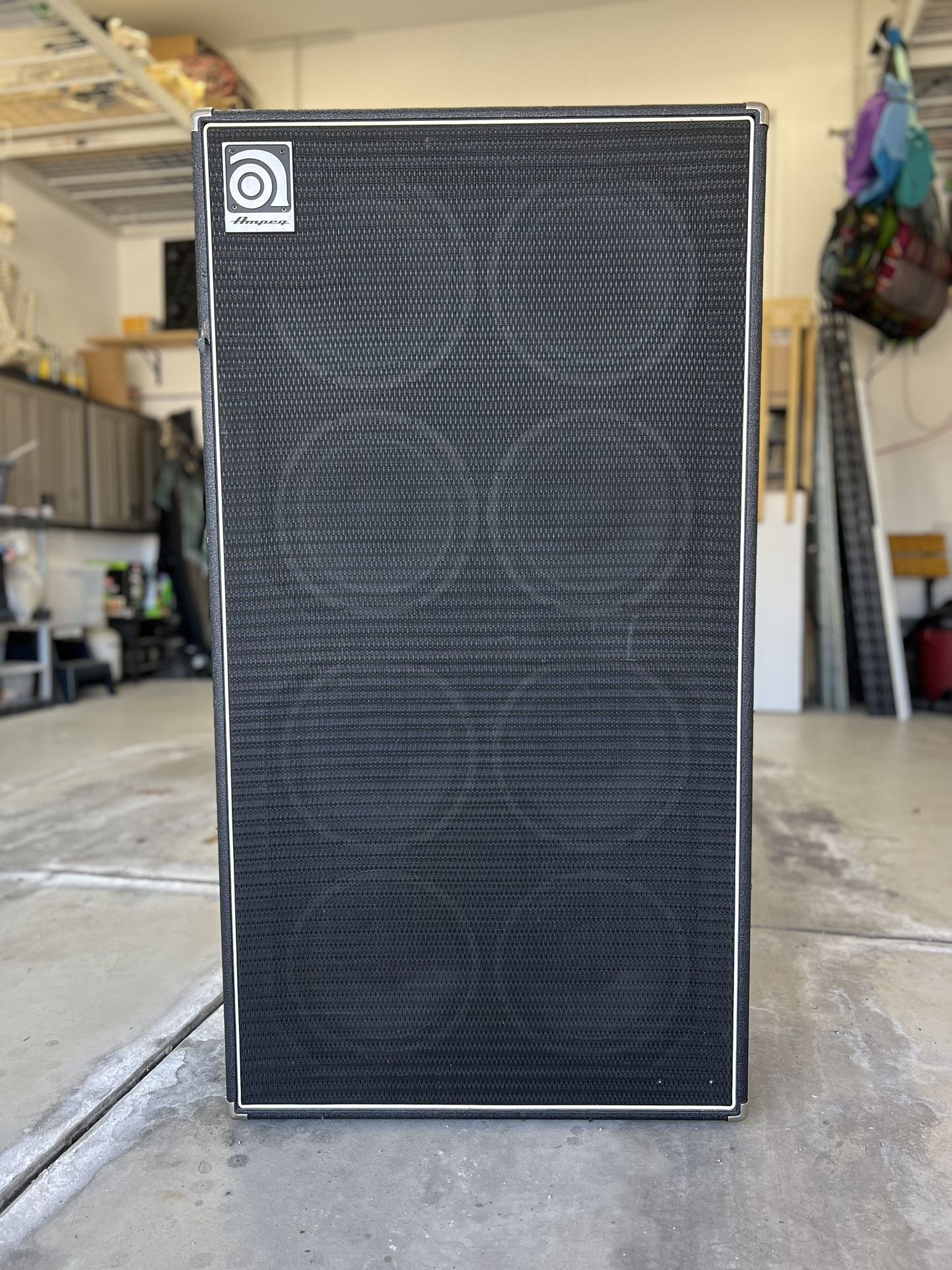 Ampeg SVT-810E 8x10 800-watt Bass Cabinet
