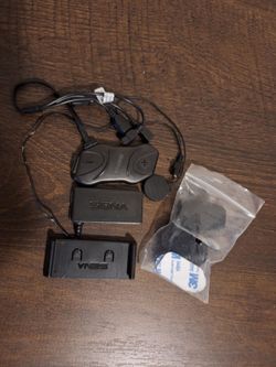 Sena SMH10R (Models SMH10R / SMH10R-A) motorcycle Bluetooth communication system