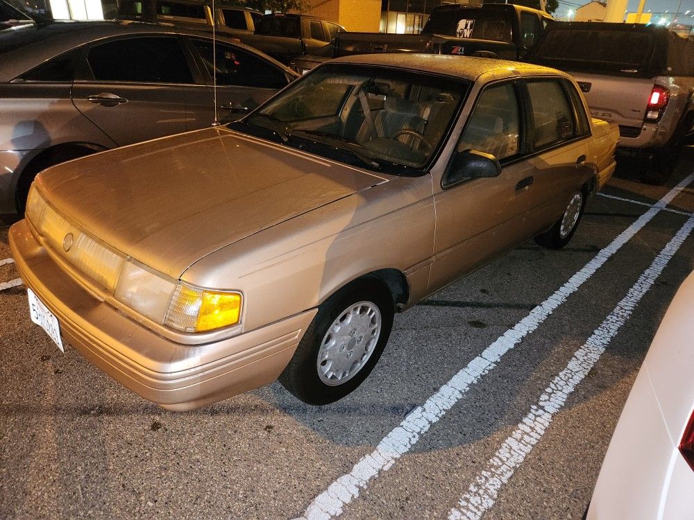 1993 Ford Tempo