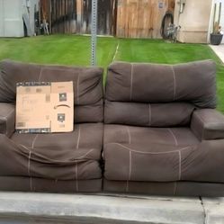 Free Dual Reclining Couch