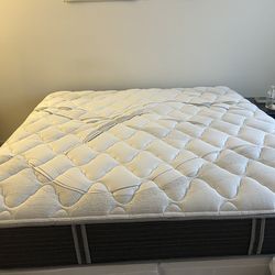 King Size Mattress And Box Springs