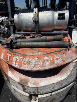 1997 Mercedes SL320 Driveshaft $175