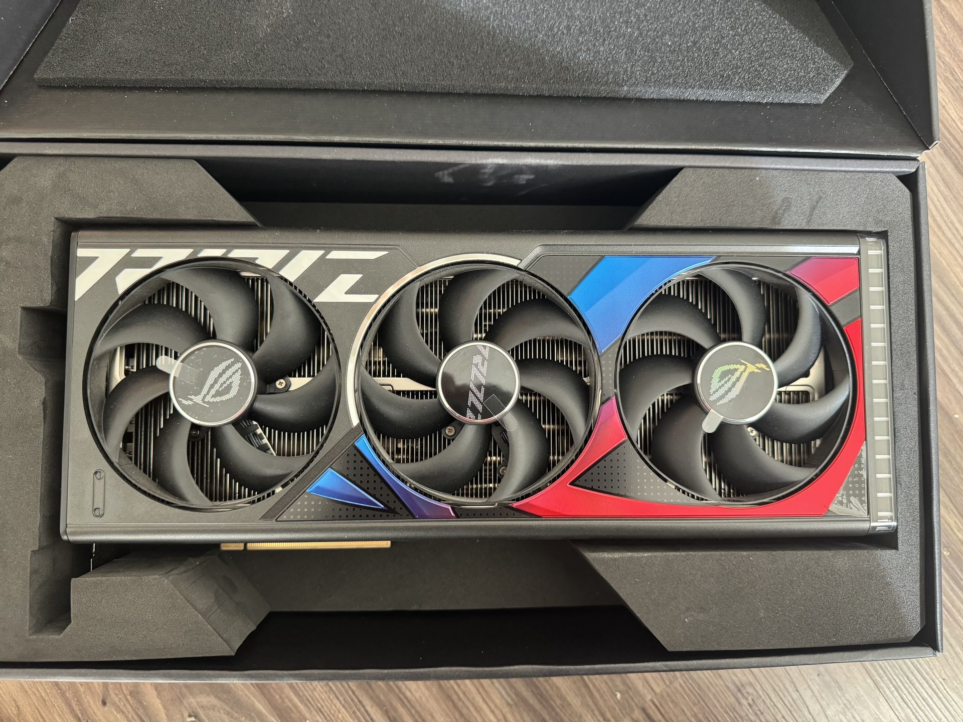 ROG Strix 4090 OC(Used) (Like new)
