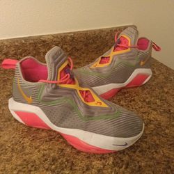Jordan/Nikes