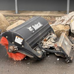 Bobcat Skid Steer Sweeper Attachment – Heavy Duty