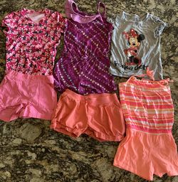 Girl’s clothes size 5